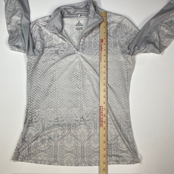 Prana Gray Print Long Sleeve Activewear Half Zip Pullover Top Large‎ - Picture 4 of 8